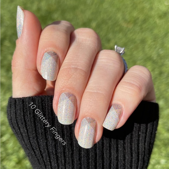 *Retired* Color Street: Holo Your Heart | Beige Tan Gray Neutral Glitter Shimmer - Picture 8 of 16